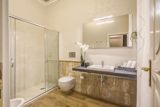 Smart Lux Roma Veneto Hotel ภายนอก รูปภาพ