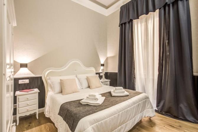 Smart Lux Roma Veneto Hotel ภายนอก รูปภาพ