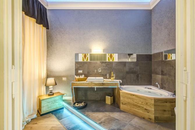 Smart Lux Roma Veneto Hotel ภายนอก รูปภาพ